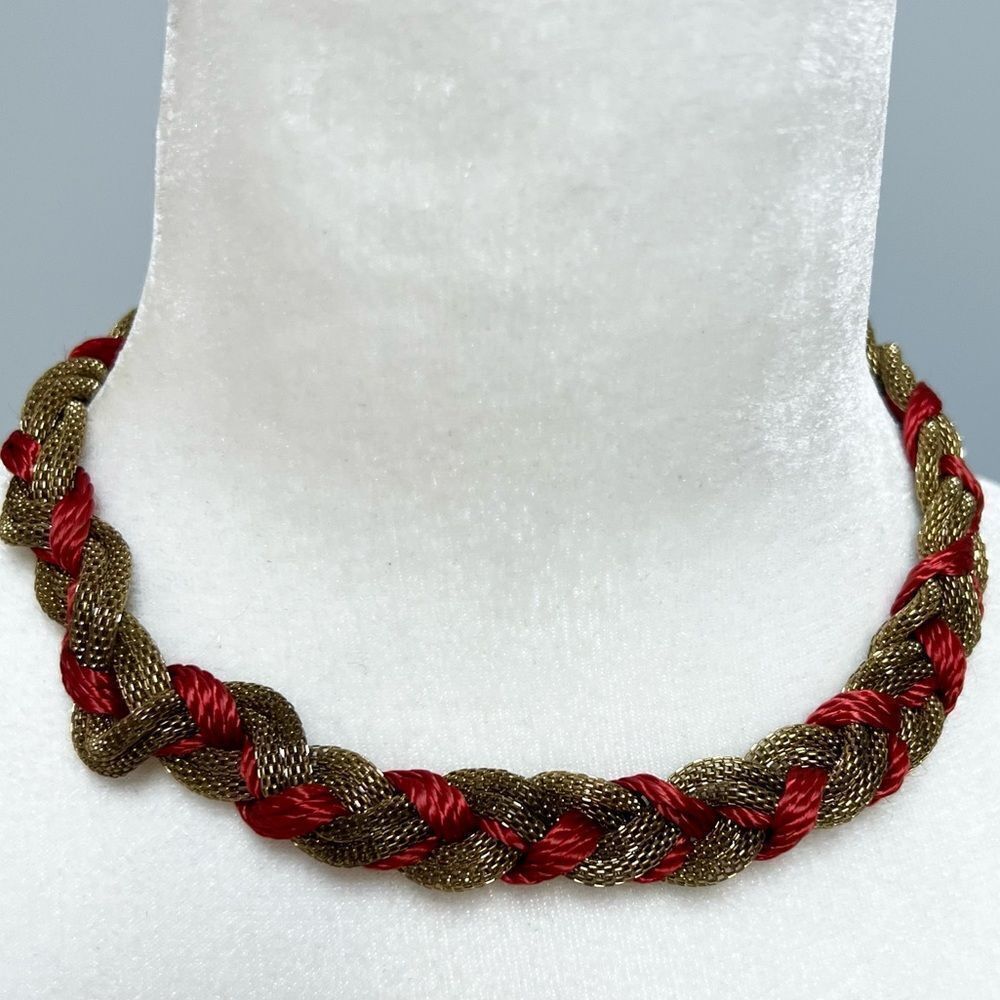 🍭6/$30 Red and gold braided choker necklace